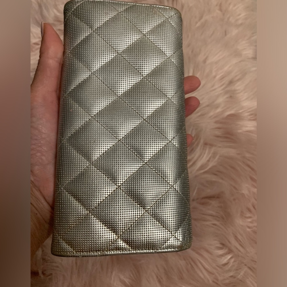 Authentic Chanel silver wallet - Picture 2 of 10